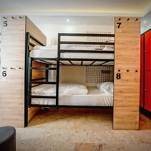 Manu Startup House Хостел
