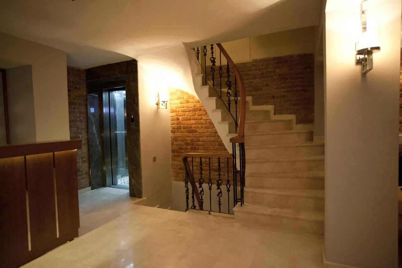 Pera Line Aparthotel Istanbul